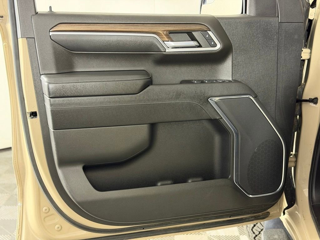 2023 Chevrolet Silverado 1500 LT Trail Boss - Photo 38