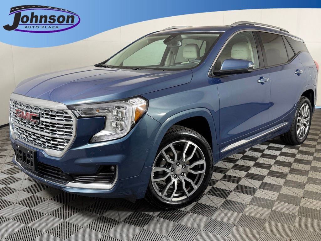 2024 GMC Terrain Denali AWD's photo
