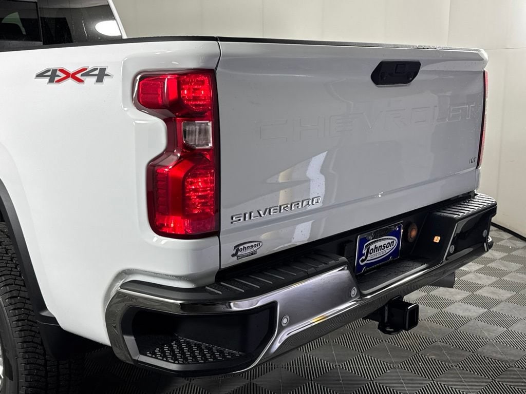 2026 Chevrolet Silverado 3500HD LT - Photo 39