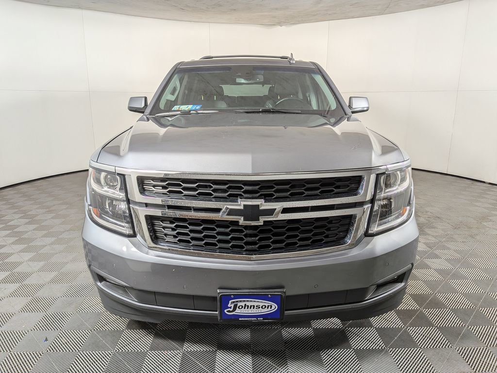 2019 Chevrolet Tahoe LT photo 2