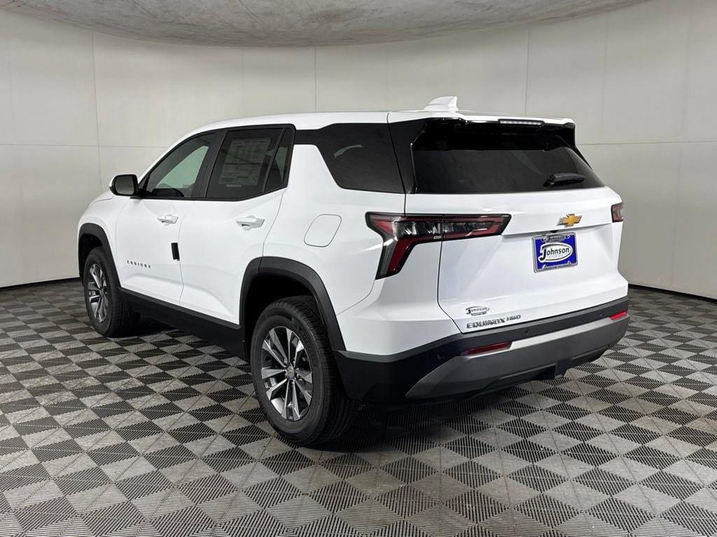 2027 Chevrolet Equinox LT - Photo 6