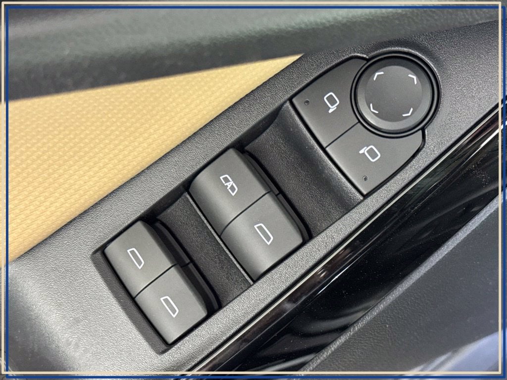 2027 Chevrolet Equinox ACTIV - Photo 25