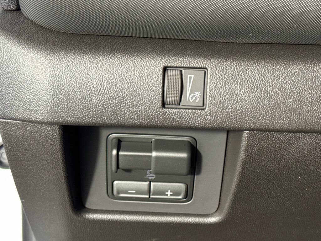 2026 Chevrolet Colorado Z71 - Photo 17