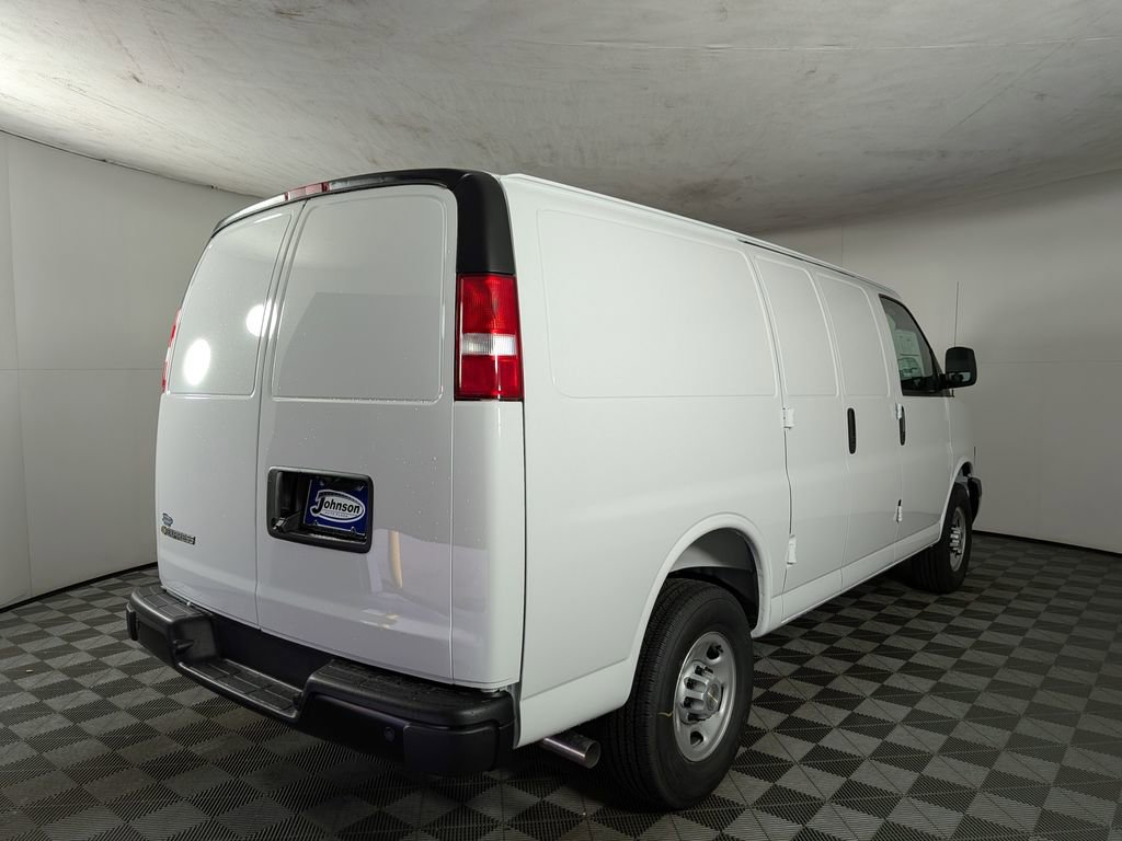 2026 Chevrolet Express Cargo Work Van - Photo 7