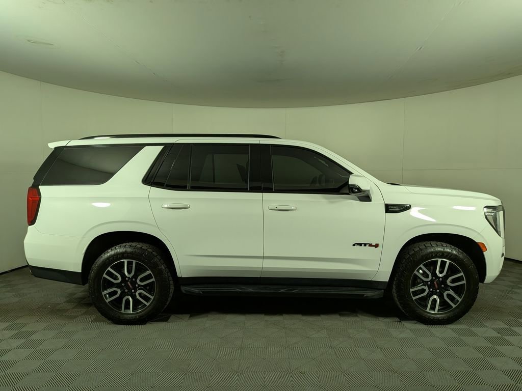 2023 Gmc Yukon AT4 photo 2