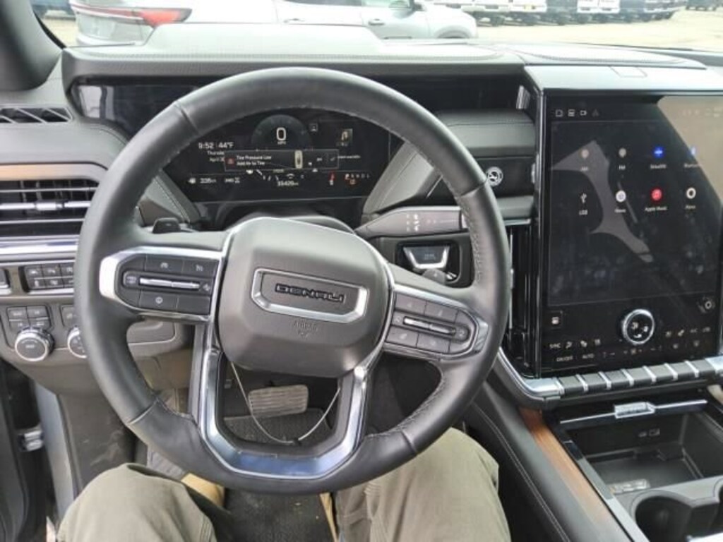 Used 2025 GMC Yukon Denali SUV