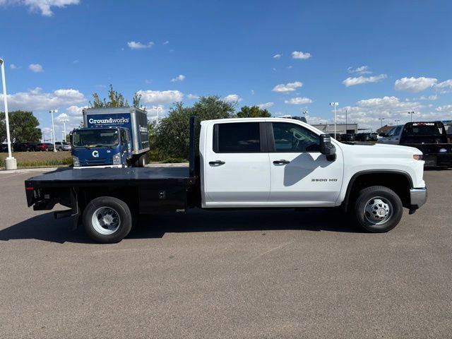 2025 Chevrolet Silverado 3500HD Work Truck photo 4