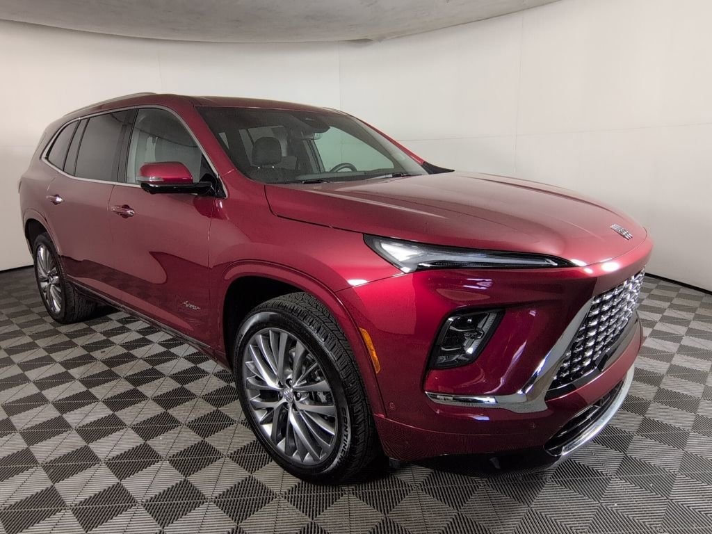 Used 2025 Buick Enclave Avenir SUV