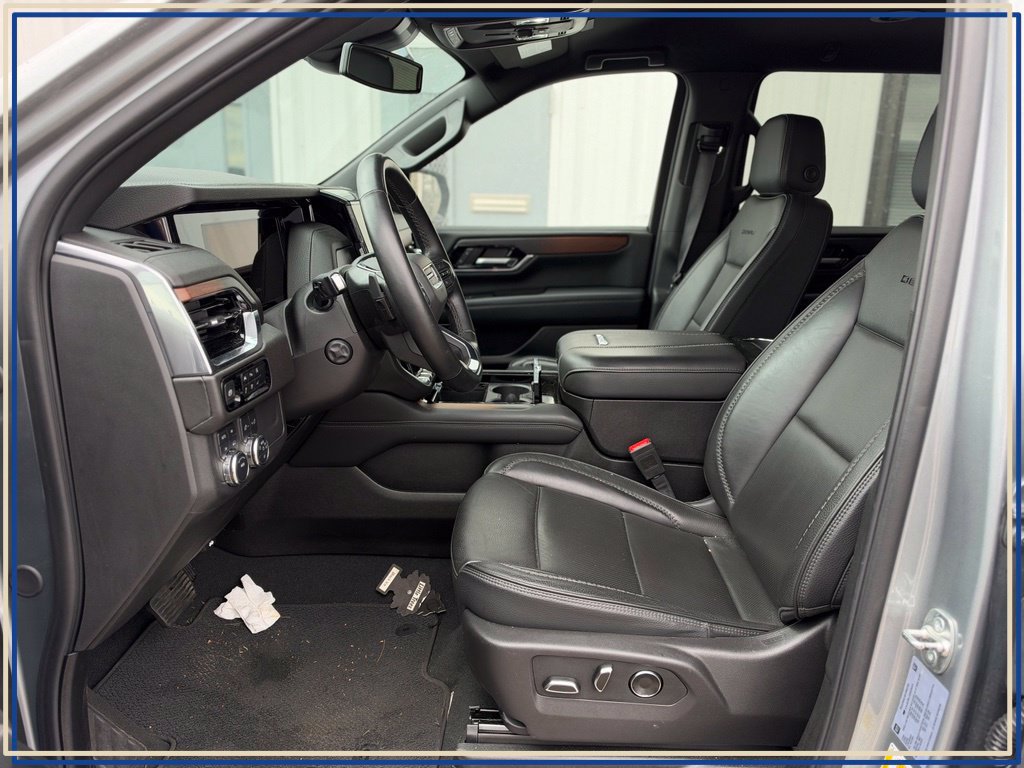 Used 2025 GMC Yukon XL Denali SUV