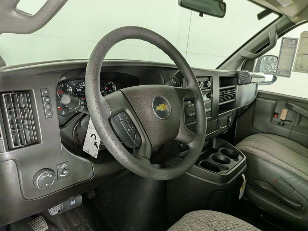 2026 Chevrolet Express Cargo Work Van - Photo 23