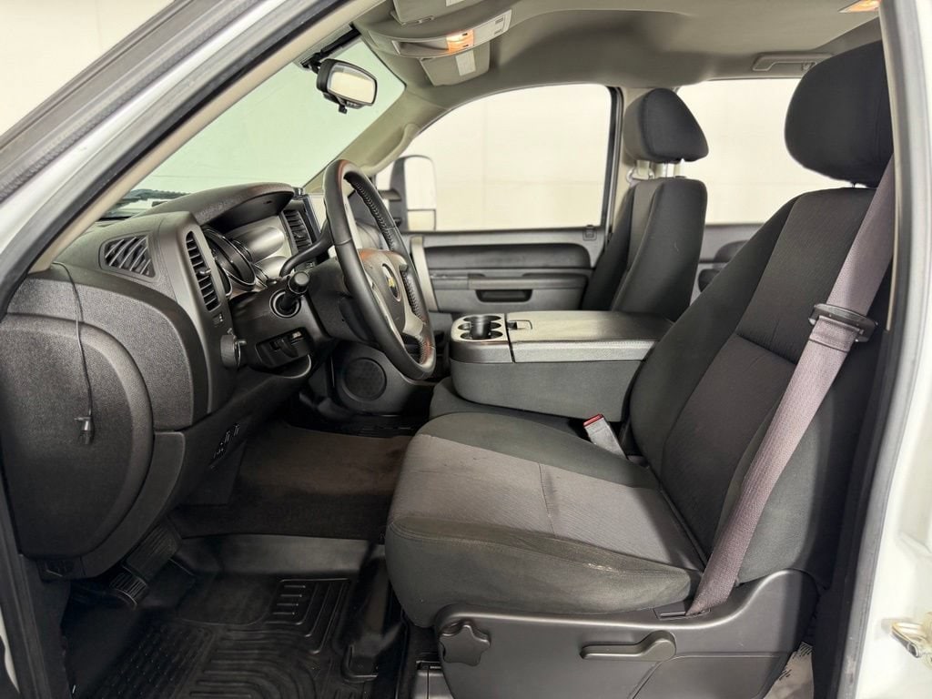 2013 Chevrolet Silverado 2500HD LT - Photo 27