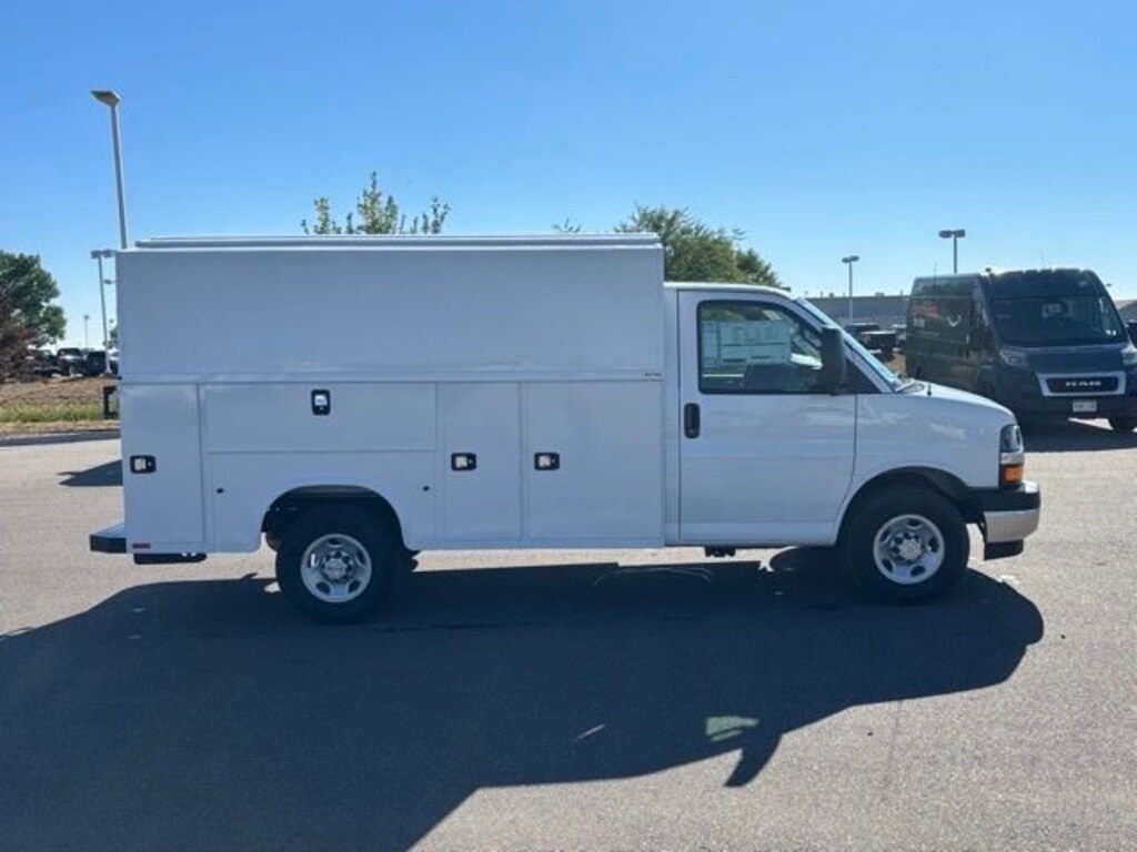 New 2025 Chevrolet Express Cutaway 3500 1WT Cutaway Van