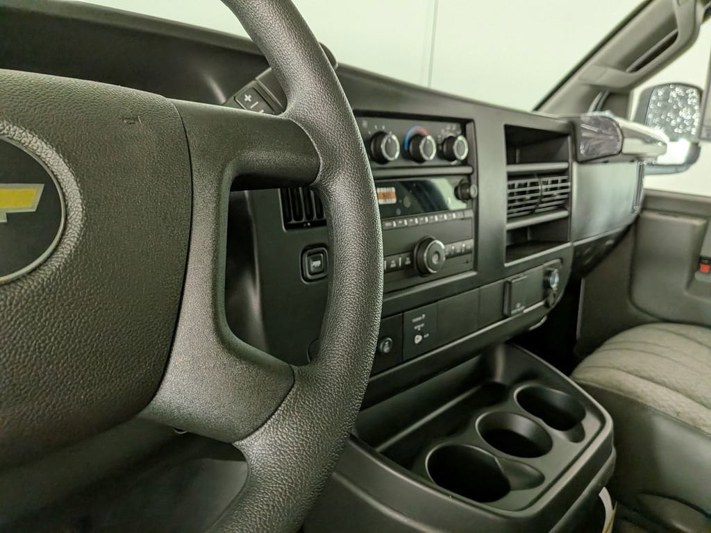 2026 Chevrolet Express Cargo Work Van - Photo 25