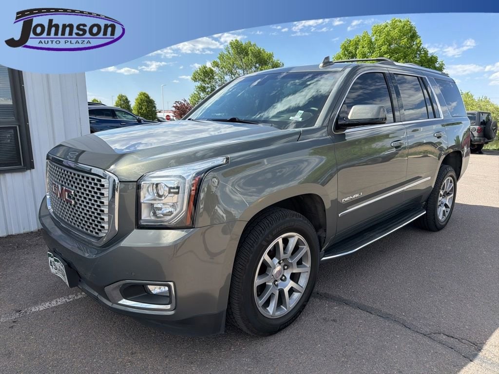 2017 GMC Yukon 4WD Denali's photo