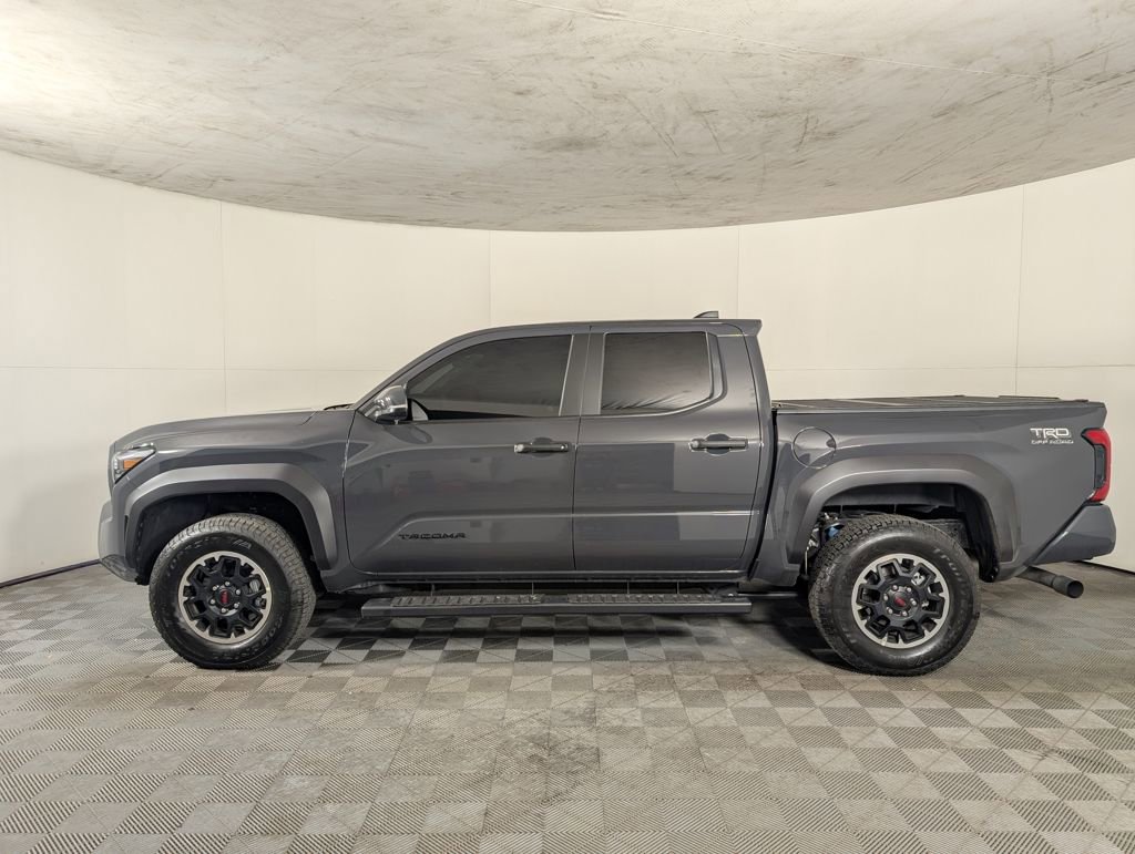 2025 Toyota Tacoma TRD Off-Road SR Double Cab Short Bed photo 3