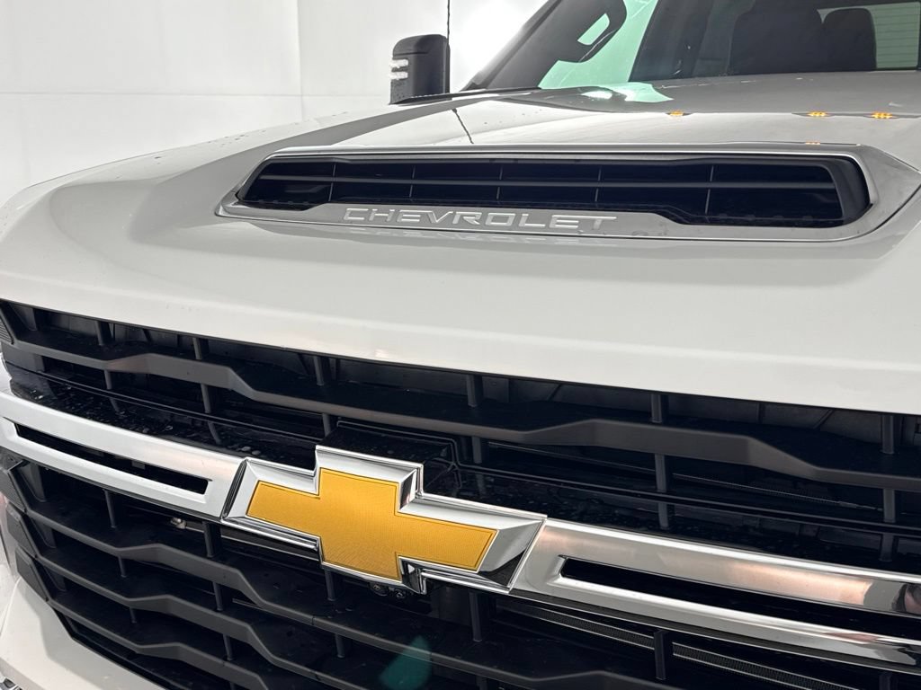 2026 Chevrolet Silverado 3500HD LT - Photo 34