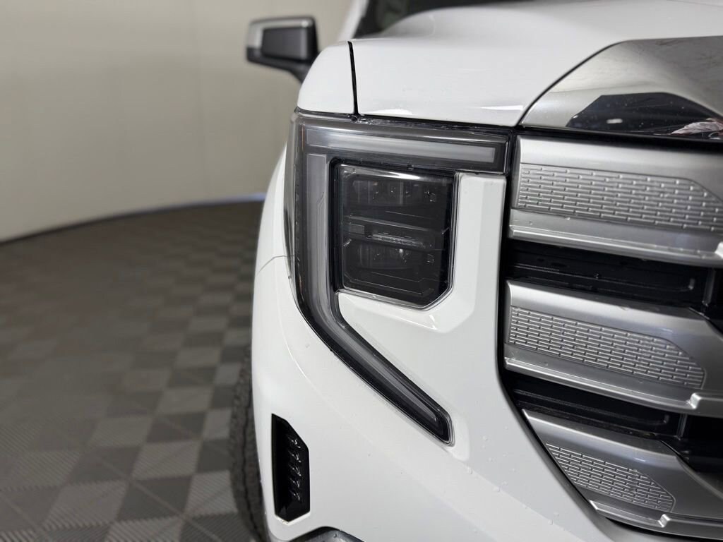 Used 2023 GMC Sierra 1500 SLE Truck