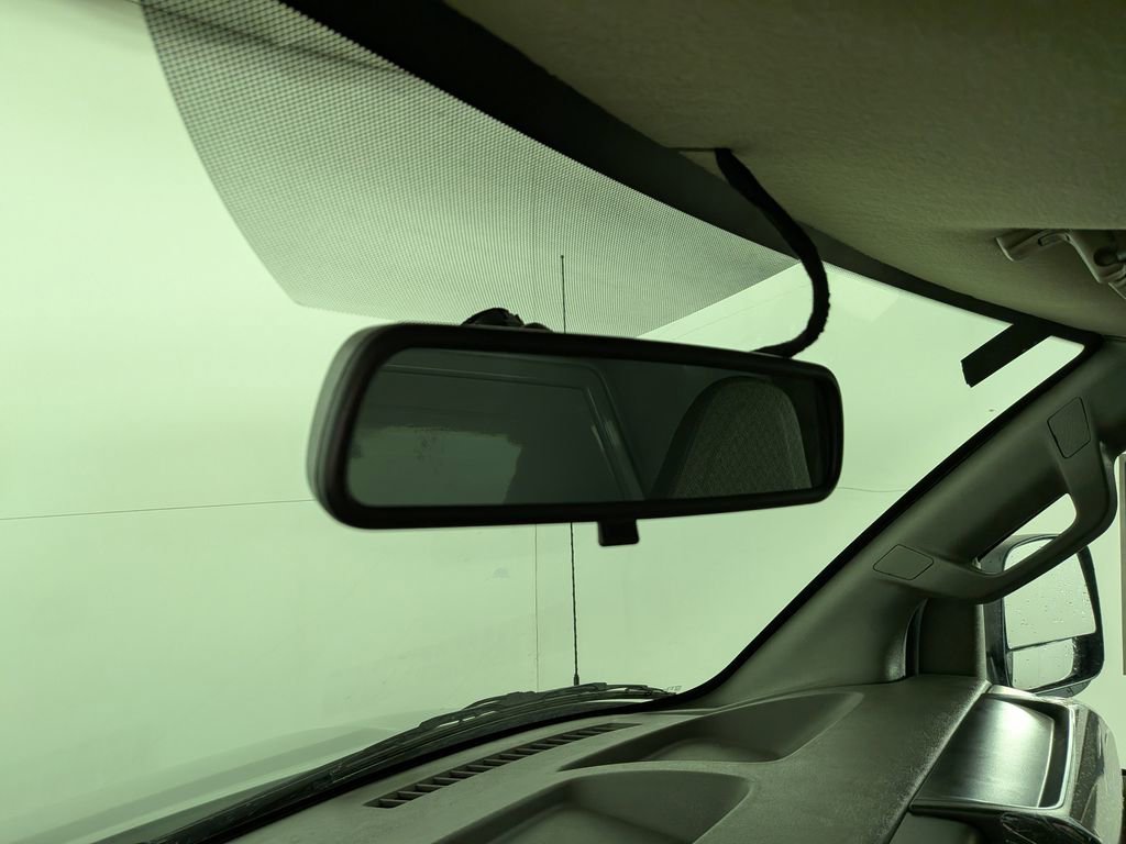 2026 Chevrolet Express Cargo Work Van - Photo 27