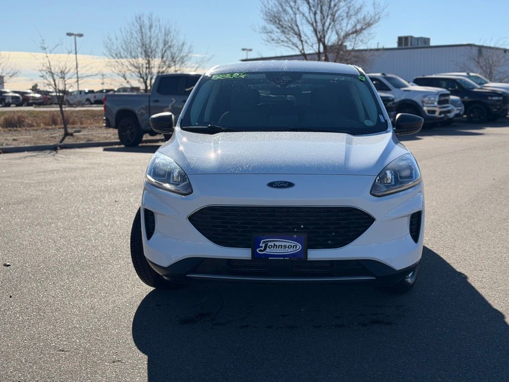 2022 Ford Escape SE photo 2