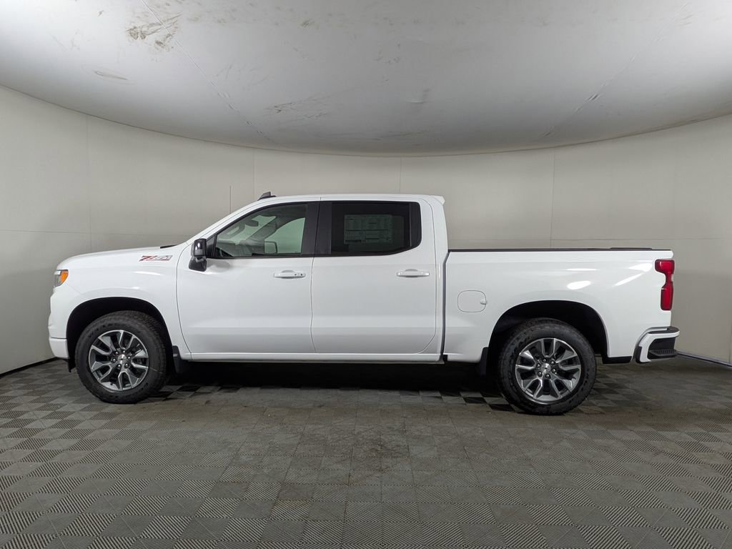 2026 Chevrolet Silverado 1500 RST photo 2