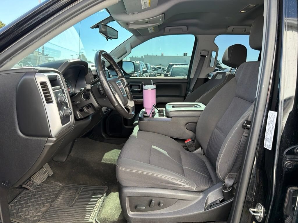 Used 2018 GMC Sierra 1500 SLE Truck