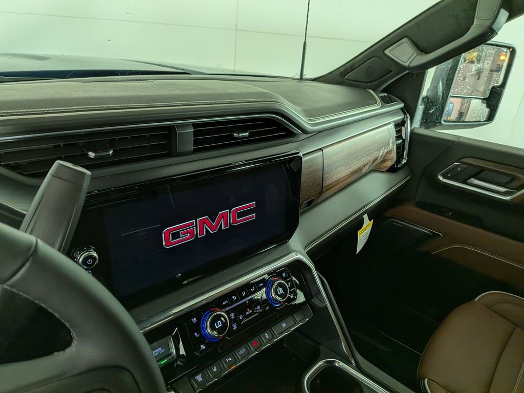 2026 GMC Sierra 3500HD Denali Ultimate - Photo 22