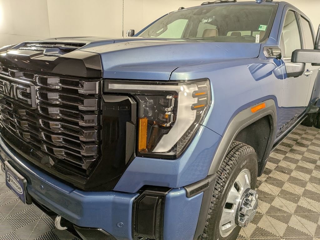 2026 GMC Sierra 3500HD Denali Ultimate - Photo 11