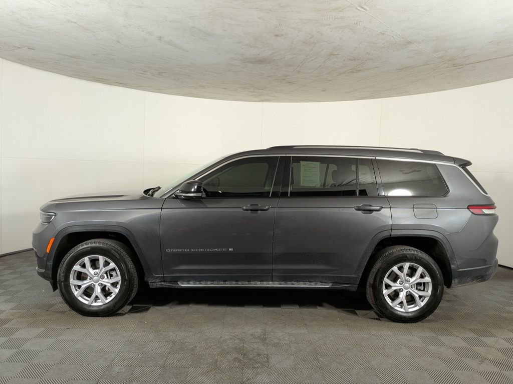 2022 Jeep Grand Cherokee Limited photo 2