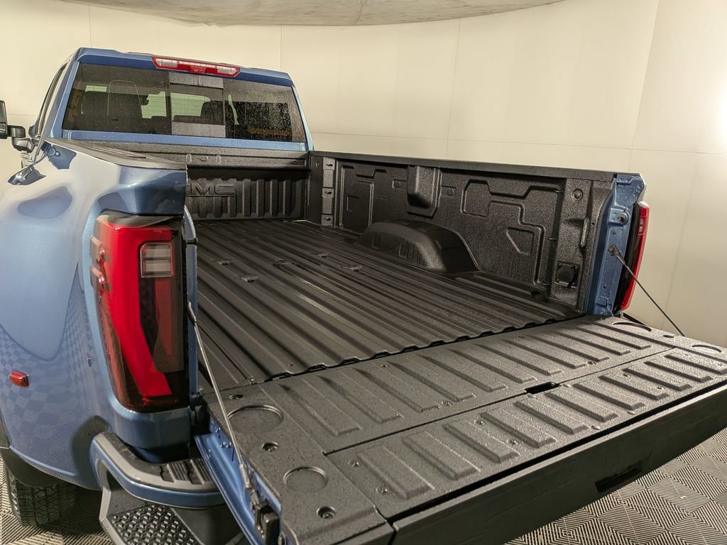 2026 GMC Sierra 3500HD Denali Ultimate - Photo 9