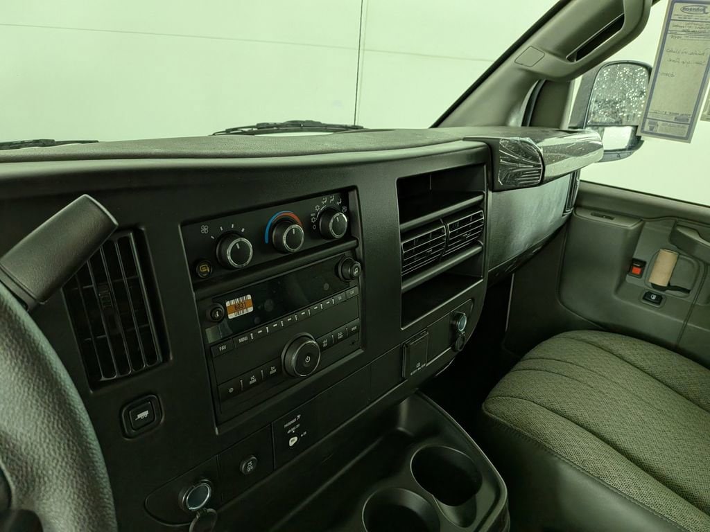 2026 Chevrolet Express Cargo Work Van - Photo 26