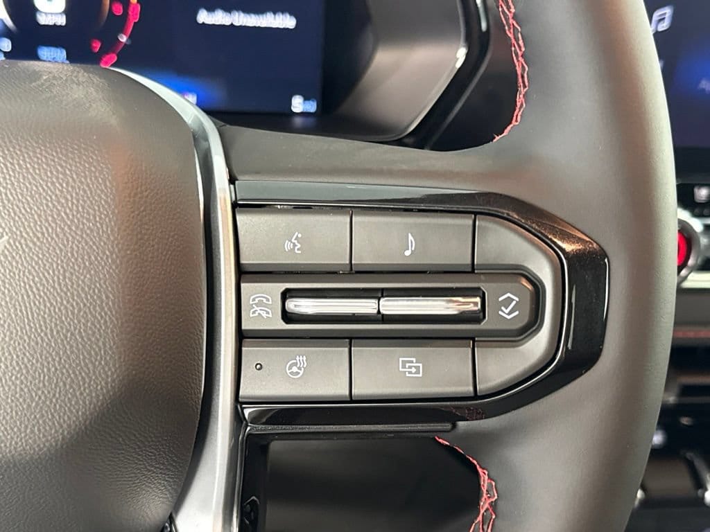 2026 Chevrolet Colorado Z71 - Photo 15