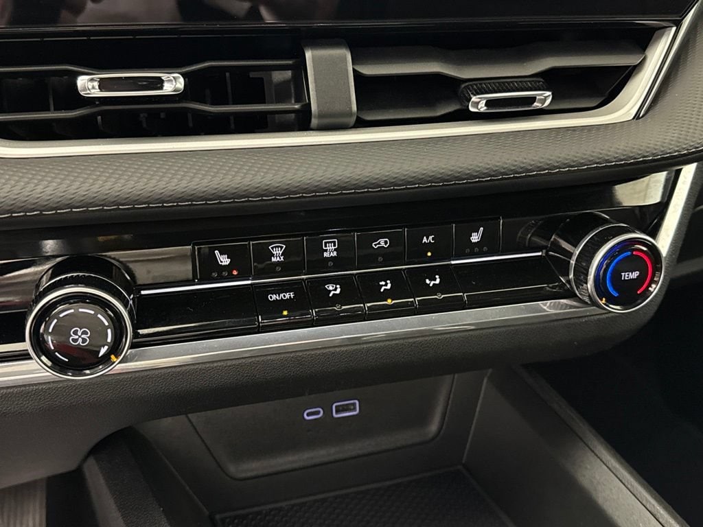 2025 Chevrolet Equinox LT - Photo 26