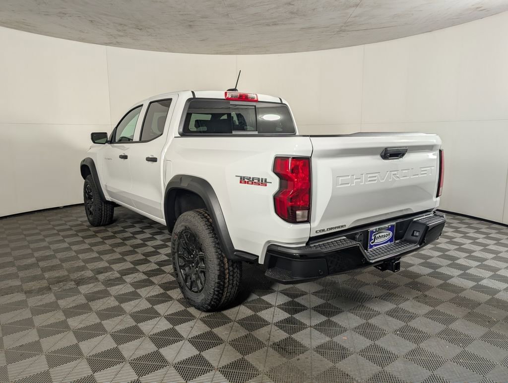 2026 Chevrolet Colorado Trail Boss photo 3