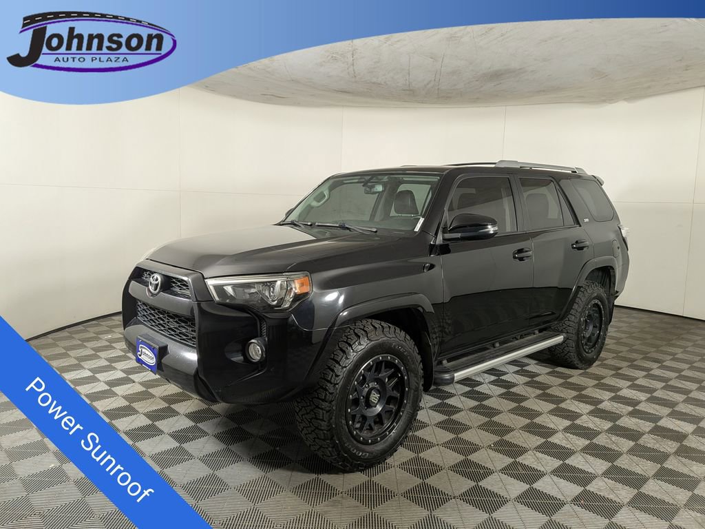 2017 Toyota 4Runner SR5 Premium's photo