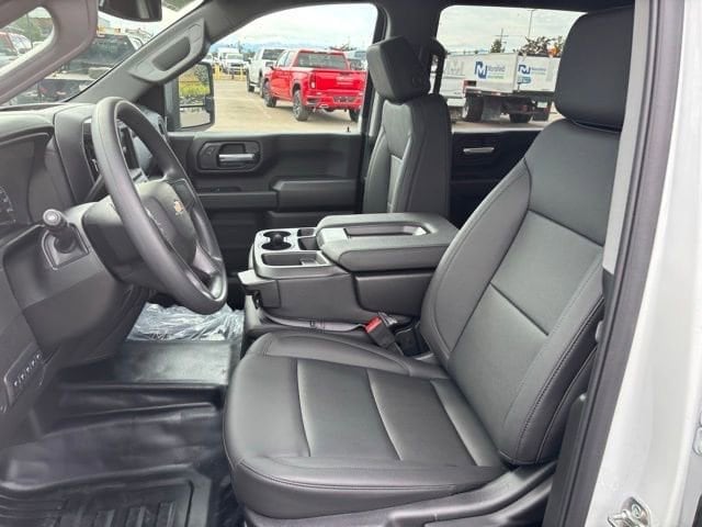 2026 Chevrolet Silverado 3500 HD Work Truck - Photo 9