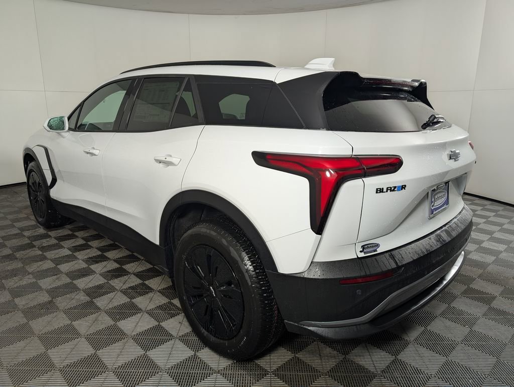 2025 Chevrolet Blazer EV photo 4