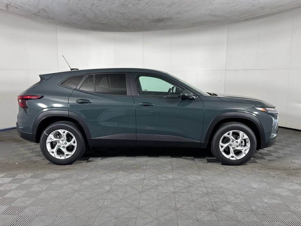 New 2026 Chevrolet Trax LS SUV