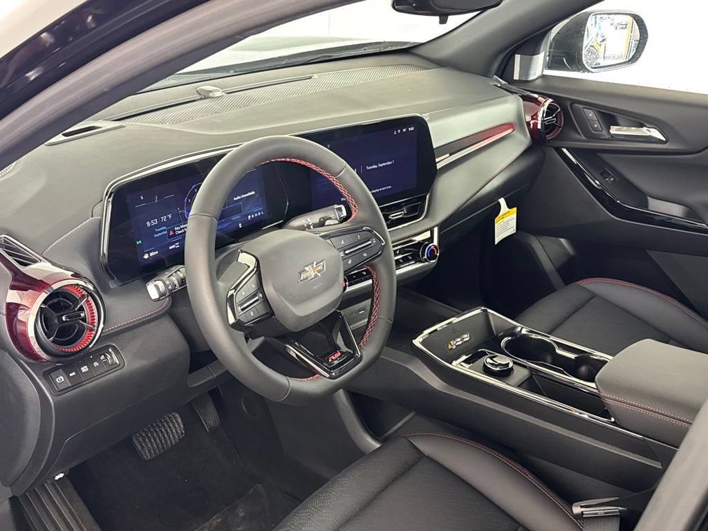 2027 Chevrolet Equinox RS - Photo 13