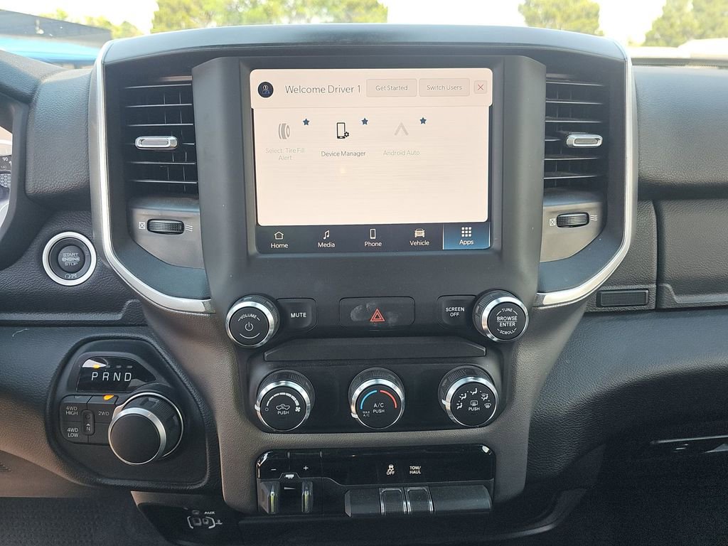 2024 Ram 2500 Big Horn photo 3