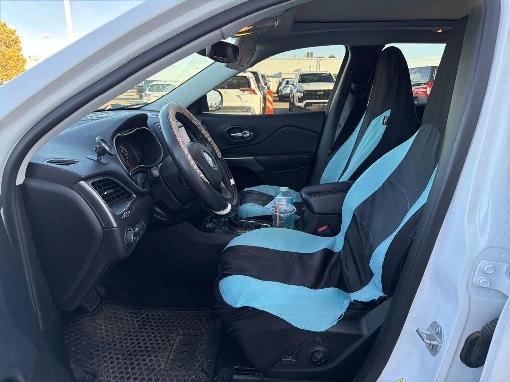 Used 2019 Jeep Cherokee Latitude Plus