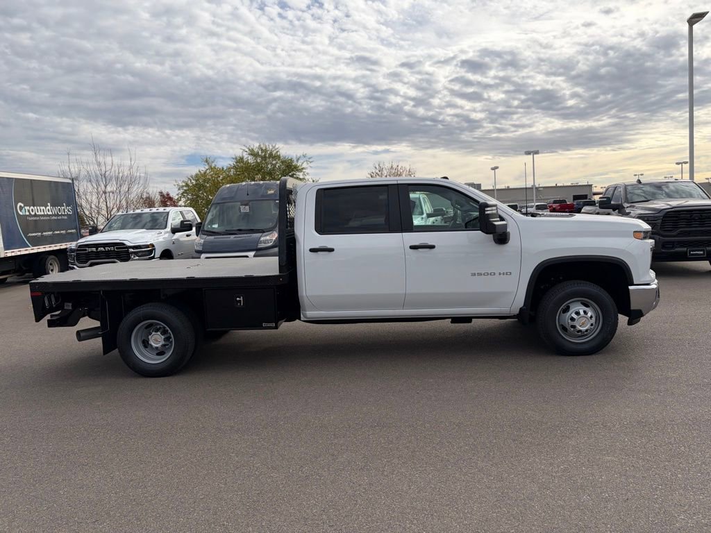 2026 Chevrolet Silverado 3500HD Work Truck photo 4
