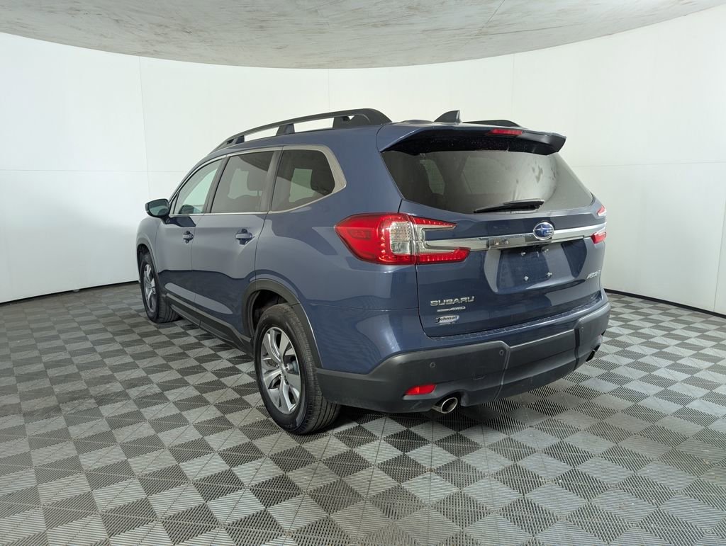 2024 Subaru Ascent Premium photo 2