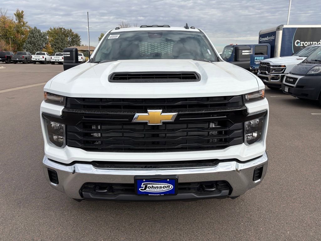 2026 Chevrolet Silverado 3500HD Work Truck photo 2