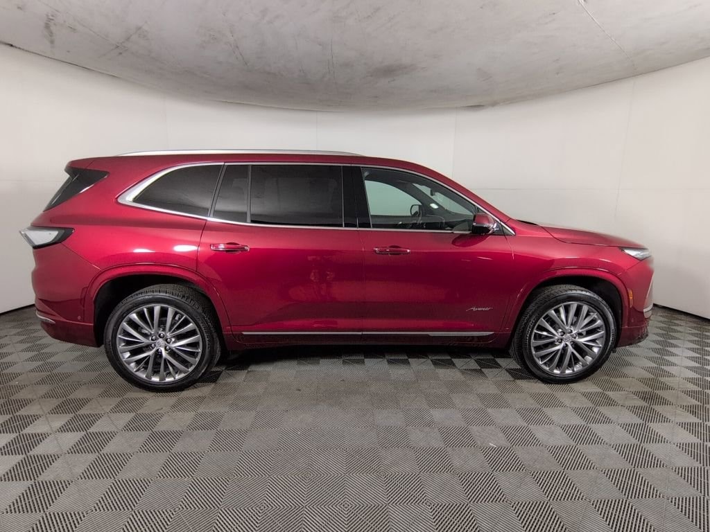 Used 2025 Buick Enclave Avenir SUV