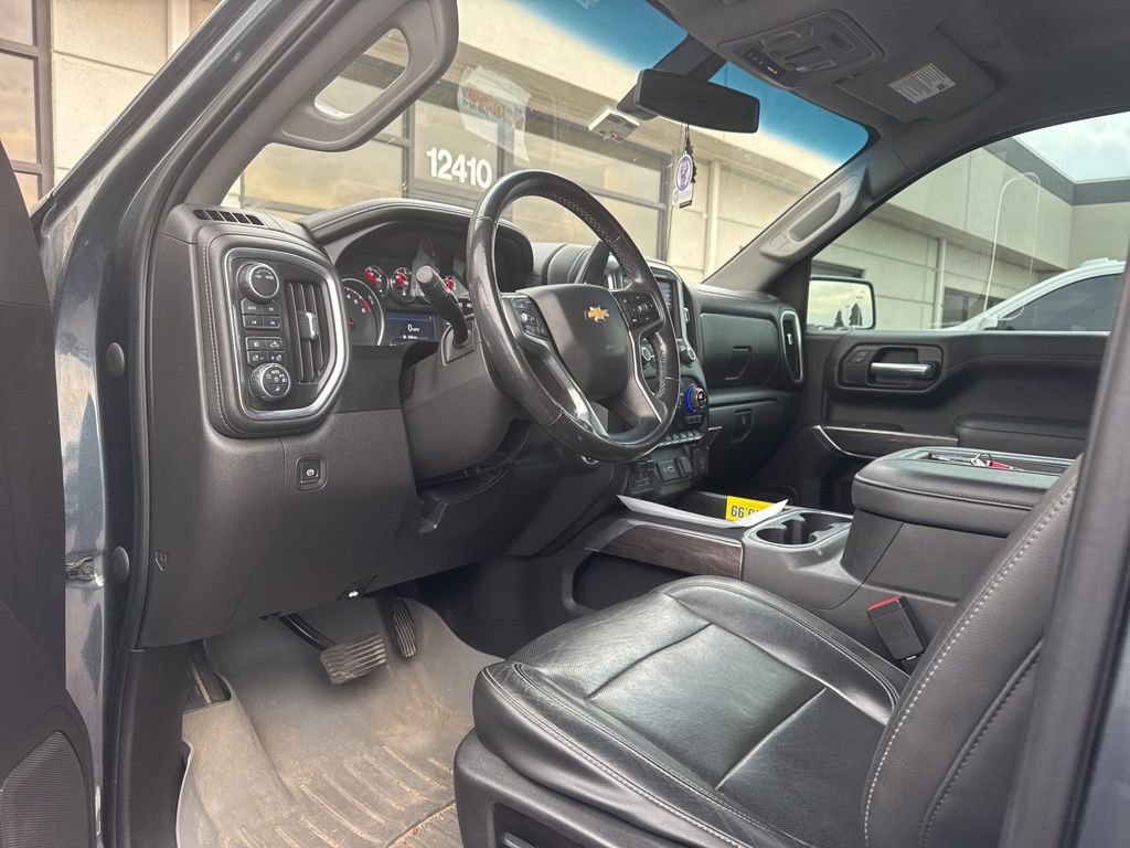 2020 Chevrolet Silverado 1500 LTZ photo 2