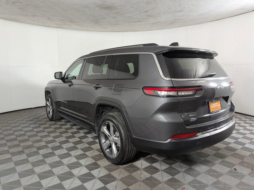 2022 Jeep Grand Cherokee Limited photo 2