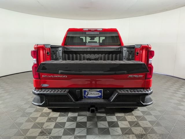 2025 Chevrolet Silverado 1500 ZR2 - Photo 9