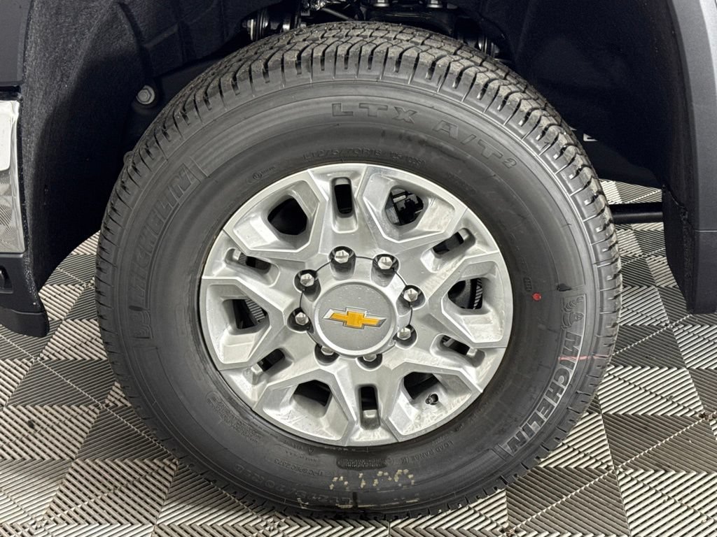 2026 Chevrolet Silverado 3500HD LT - Photo 38