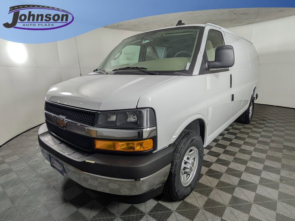 2025 Chevrolet Express Cargo Work Van's photo