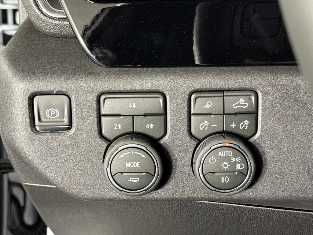 2026 Chevrolet Silverado 3500HD LT - Photo 14